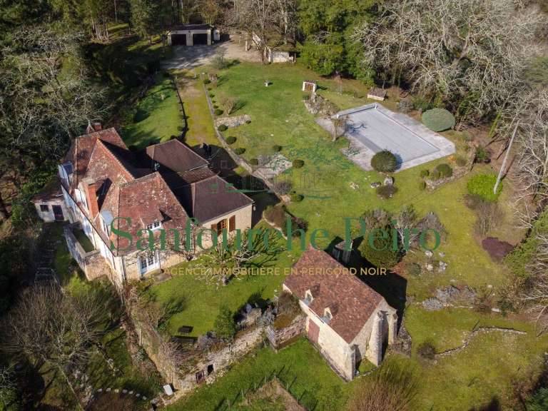 Maison Saint-Cyprien - 4 chambres - 196m²