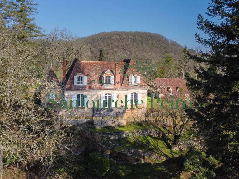 Maison Saint-Cyprien - 4 chambres - 196m²