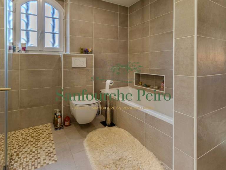 Maison Saint-Cyprien - 4 chambres - 196m²