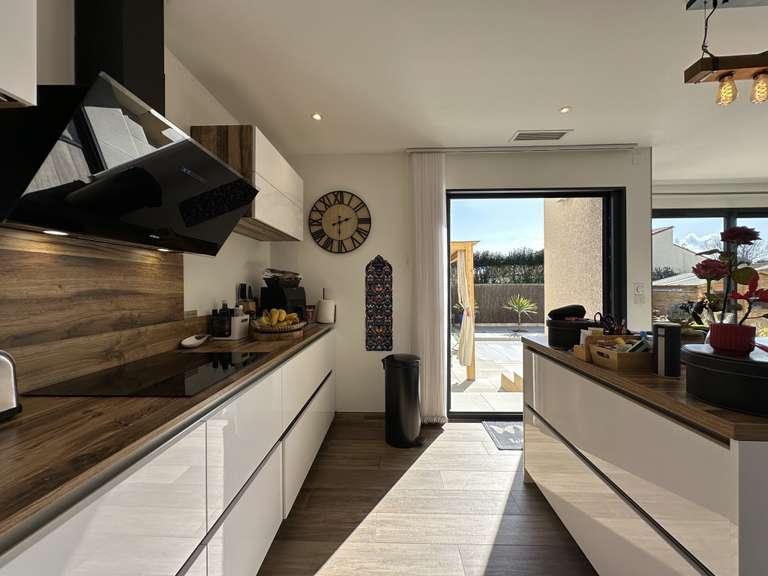 Maison Saint-Cyprien - 3 chambres - 134m²