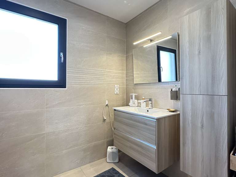 Maison Saint-Cyprien - 3 chambres - 134m²