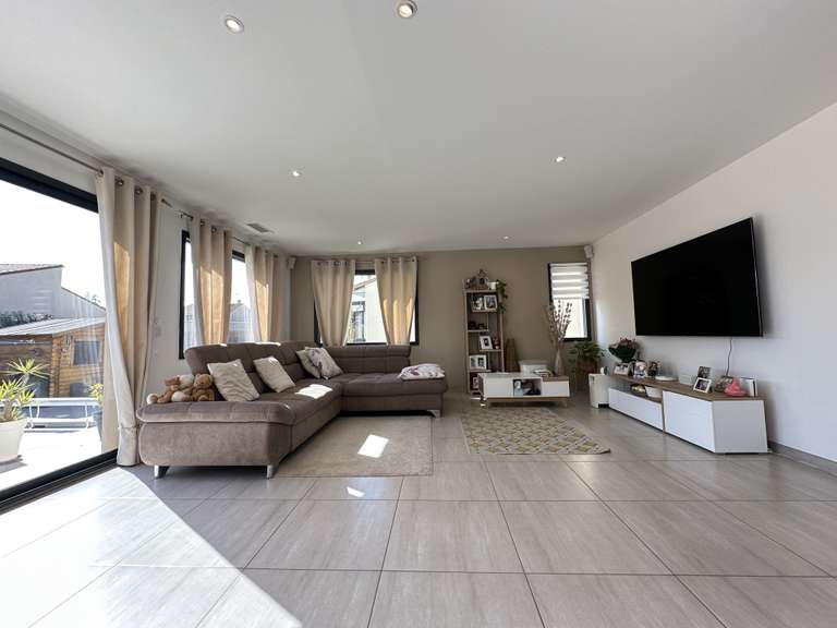 Maison Saint-Cyprien - 3 chambres - 134m²