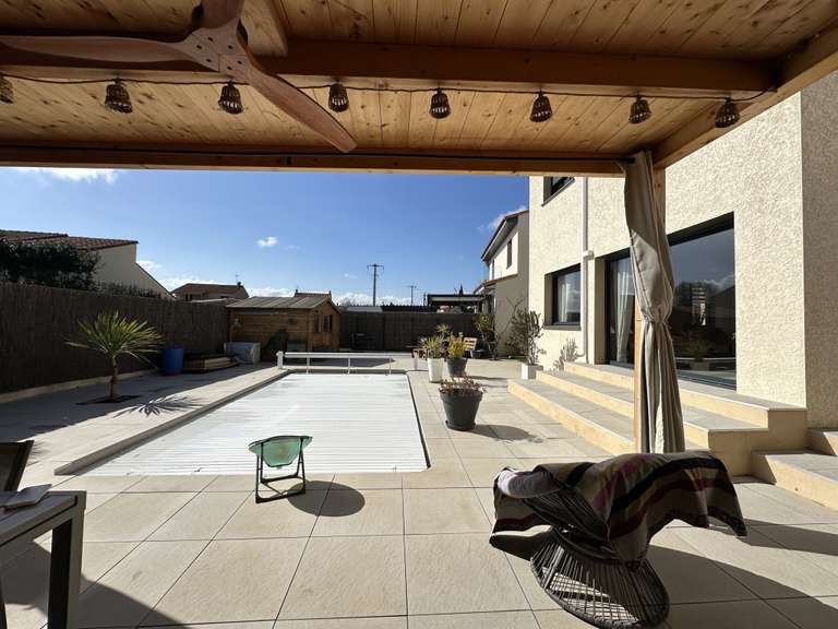 Maison Saint-Cyprien - 3 chambres - 134m²