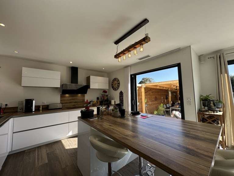 Maison Saint-Cyprien - 3 chambres - 134m²