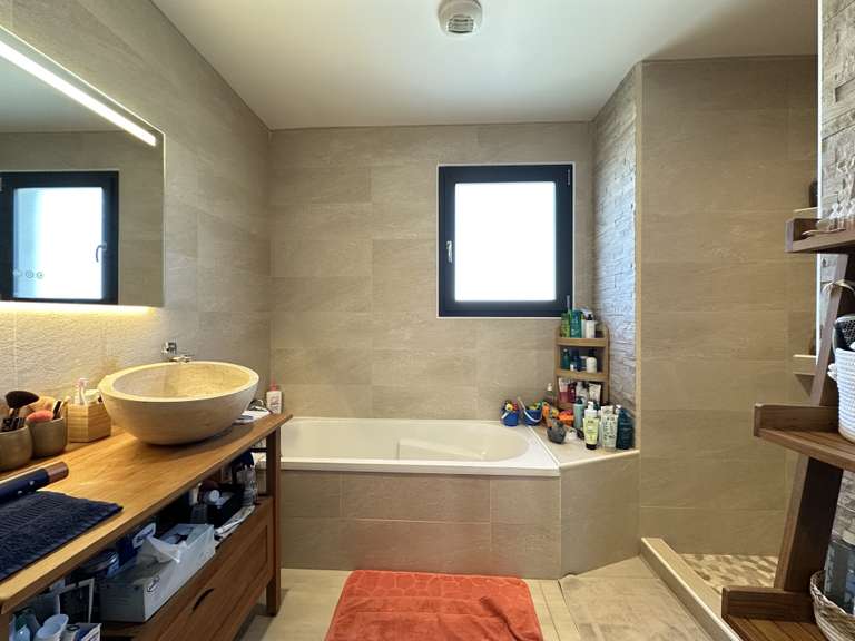 Maison Saint-Cyprien - 3 chambres - 134m²