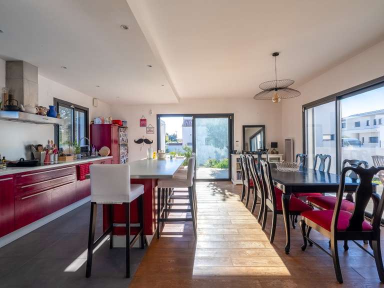 Maison Saint-Cyprien - 4 chambres - 147m²