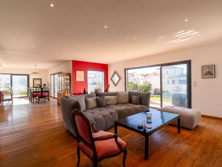 Maison Saint-Cyprien - 4 chambres - 147m²
