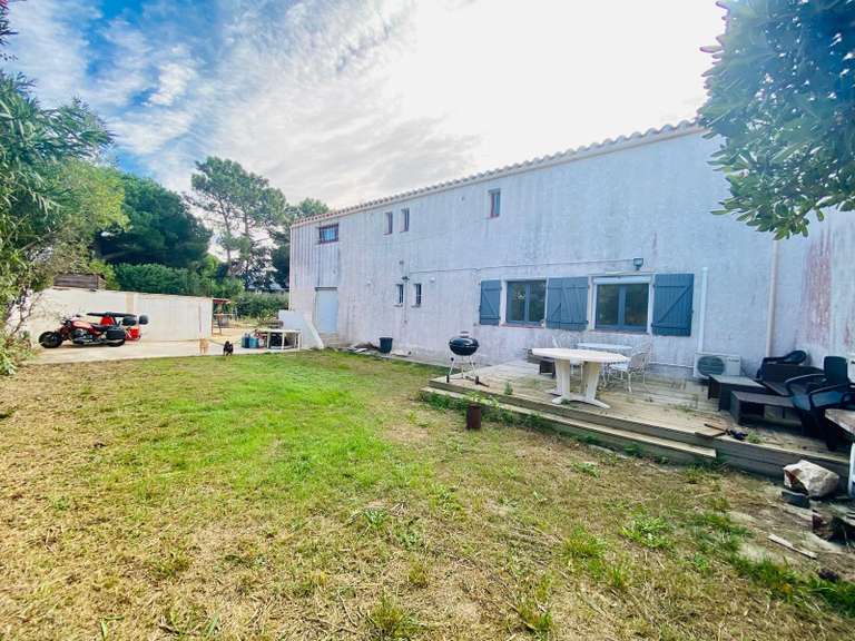 Maison Saint-Cyprien - 3 chambres - 180m²