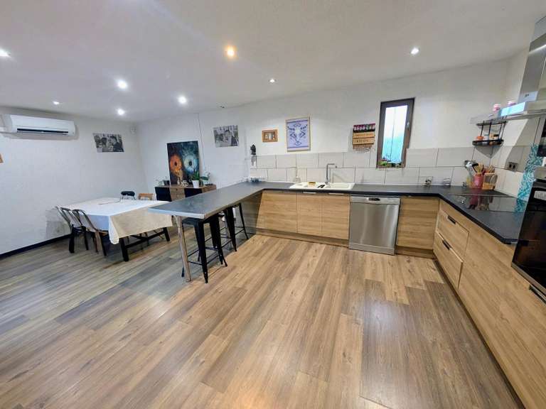 Maison Saint-Cyprien - 3 chambres - 180m²