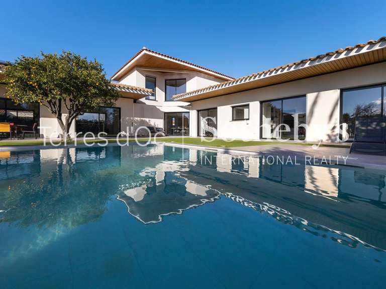 Maison Saint-Cyprien - 5 chambres - 280m²