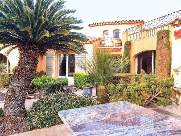 Maison Saint-Cyprien - 3 chambres - 208m²