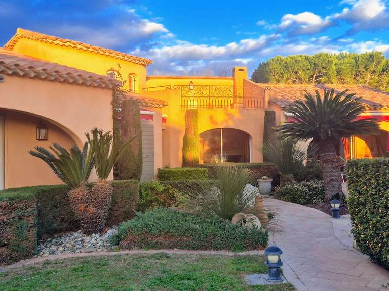 Maison Saint-Cyprien - 3 chambres - 208m²