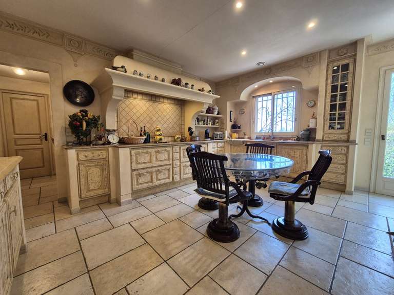 Maison Saint-Cyprien - 3 chambres - 208m²