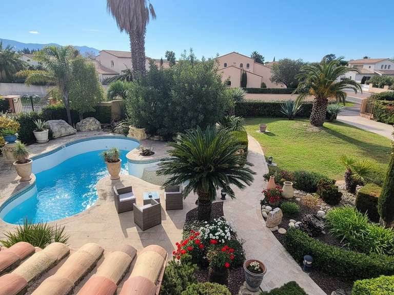 Maison Saint-Cyprien - 3 chambres - 208m²