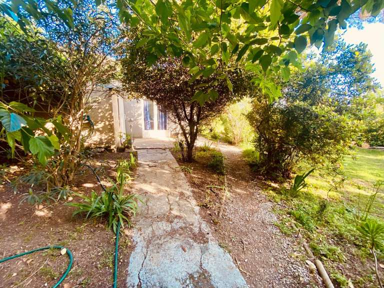 Maison Saint-Cyprien - 9 chambres - 342m²