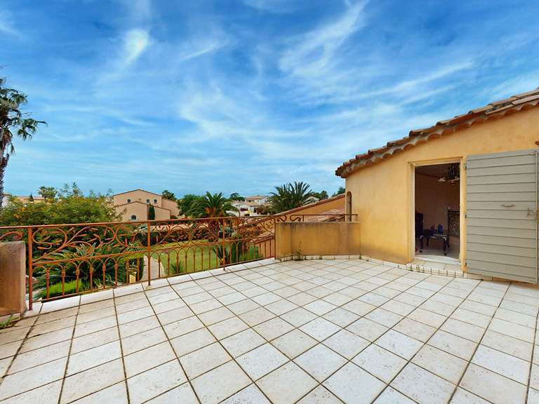 Maison Saint-Cyprien - 3 chambres - 208m²