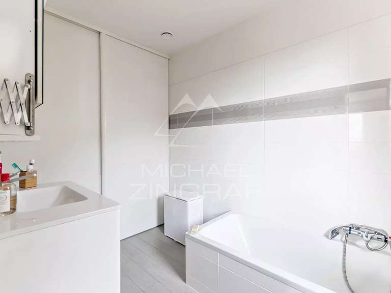 Maison Saint-Cyr-au-Mont-d'Or - 5 chambres - 200m²