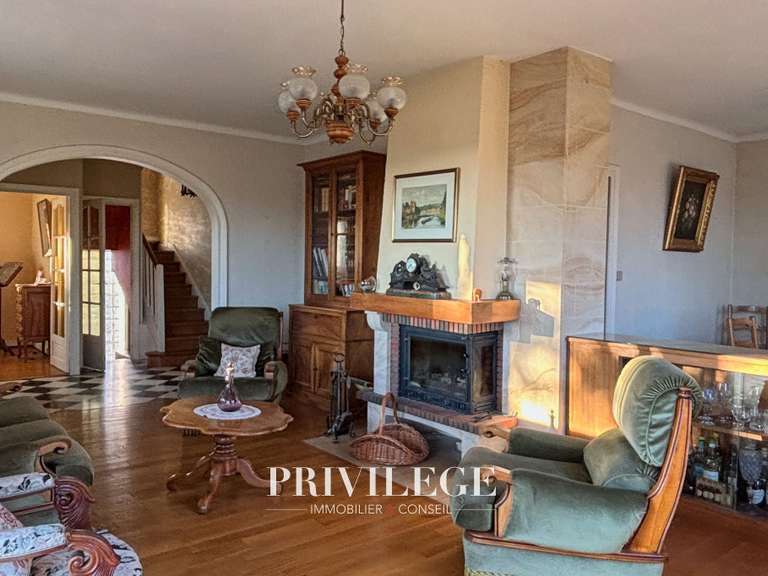 House Saint-Cyr-au-Mont-d'Or - 5 bedrooms - 229m²
