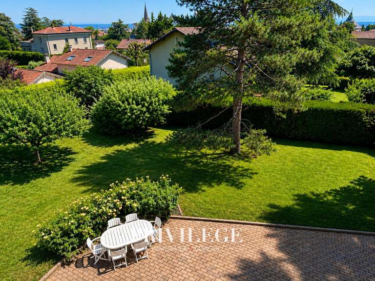 Maison Saint-Cyr-au-Mont-d'Or - 5 chambres - 229m²