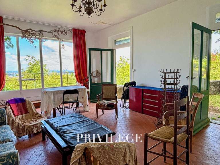 Maison Saint-Cyr-au-Mont-d'Or - 6 chambres - 220m²