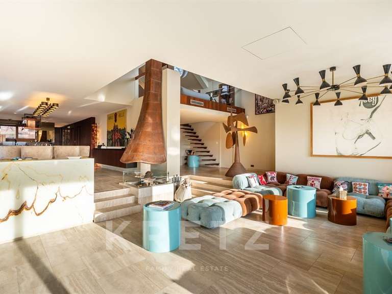 Maison Saint-Cyr-au-Mont-d'Or - 7 chambres - 648m²