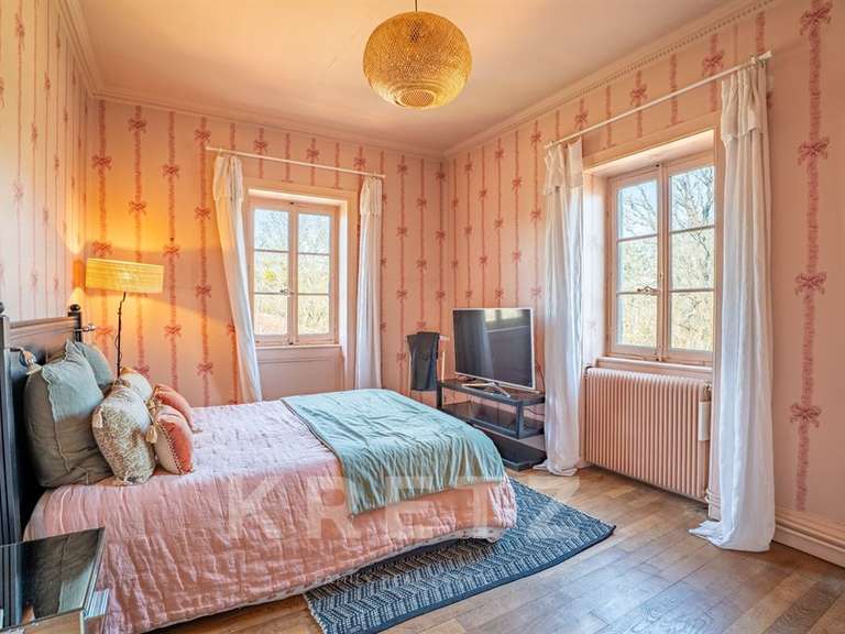 Maison Saint-Cyr-au-Mont-d'Or - 9 chambres - 380m²