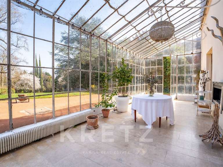 Maison Saint-Cyr-au-Mont-d'Or - 9 chambres - 380m²