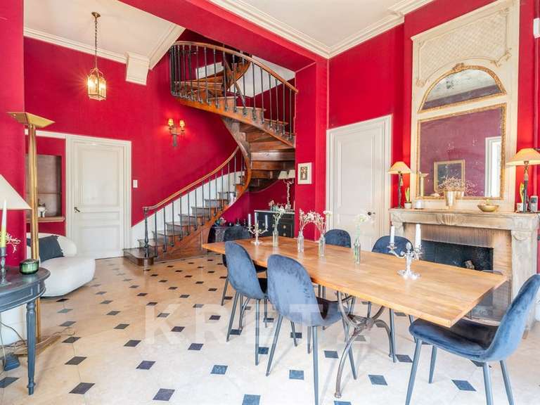 Maison Saint-Cyr-au-Mont-d'Or - 9 chambres - 380m²