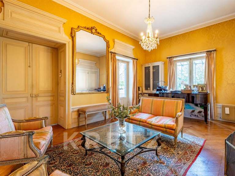 Maison Saint-Cyr-au-Mont-d'Or - 9 chambres - 380m²
