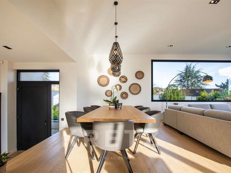 House Saint-Cyr-au-Mont-d'Or - 5 bedrooms - 330m²