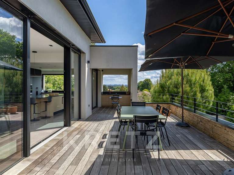 House Saint-Cyr-au-Mont-d'Or - 5 bedrooms - 330m²