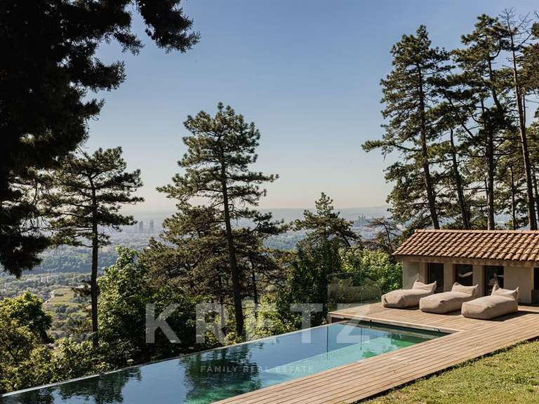 Maison Saint-Cyr-au-Mont-d'Or - 5 chambres - 180m²