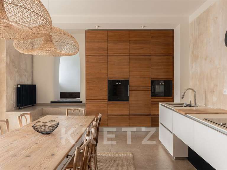 Maison Saint-Cyr-au-Mont-d'Or - 5 chambres - 180m²