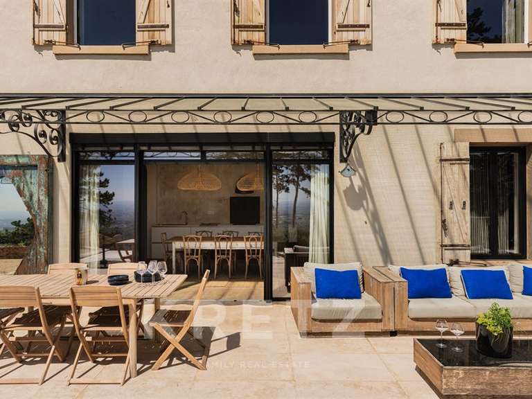 Maison Saint-Cyr-au-Mont-d'Or - 5 chambres - 180m²