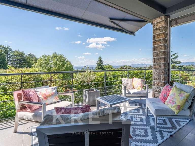 Maison Saint-Cyr-au-Mont-d'Or - 5 chambres - 240m²