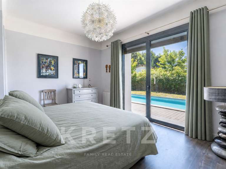 Maison Saint-Cyr-au-Mont-d'Or - 5 chambres - 240m²