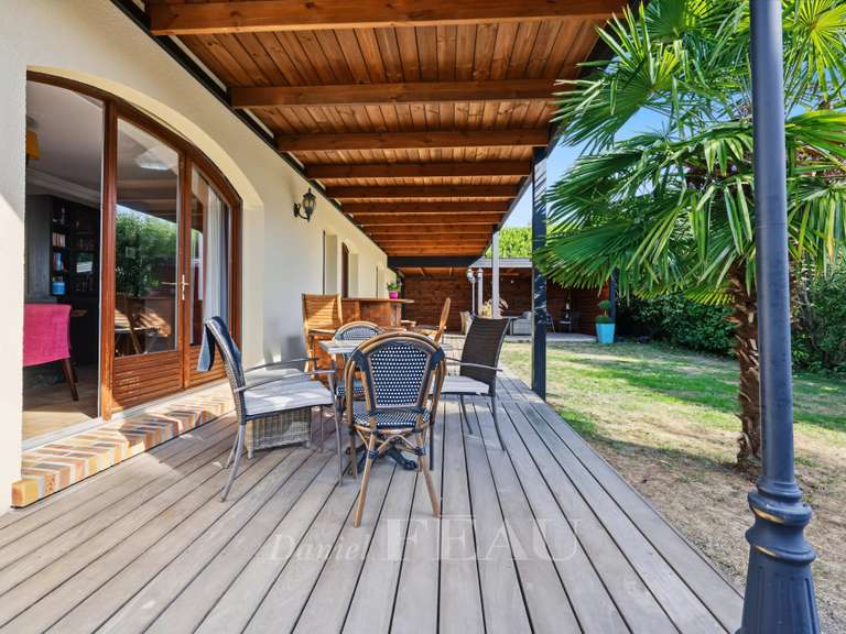 Maison Saint-Cyr-l'École - 5 chambres - 187m²