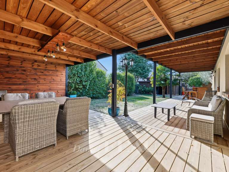 Maison Saint-Cyr-l'École - 5 chambres - 187m²
