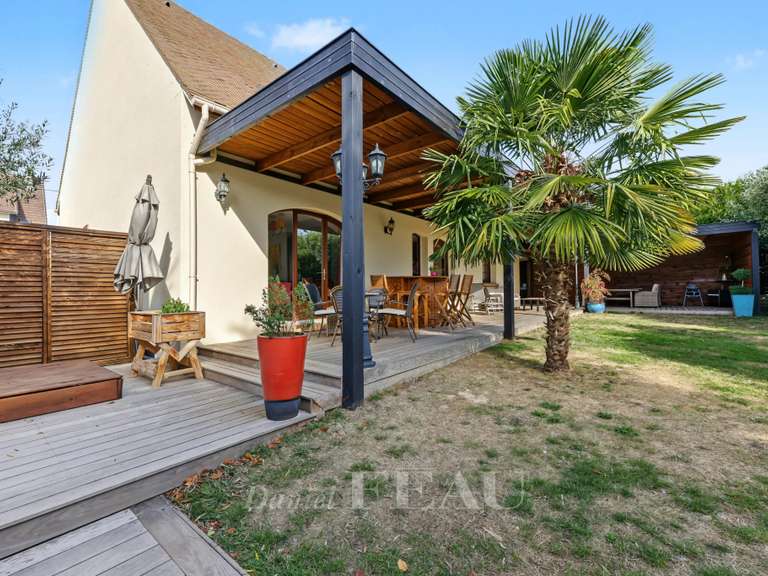 Maison Saint-Cyr-l'École - 5 chambres - 187m²