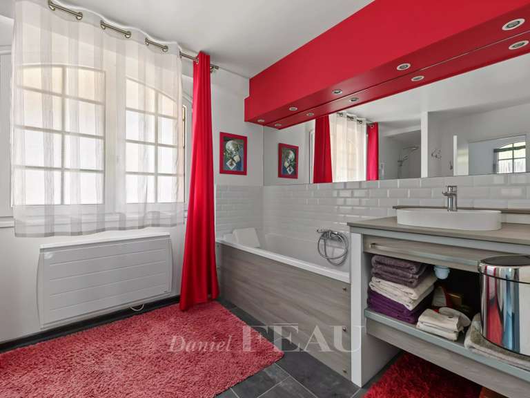 Maison Saint-Cyr-l'École - 5 chambres - 187m²