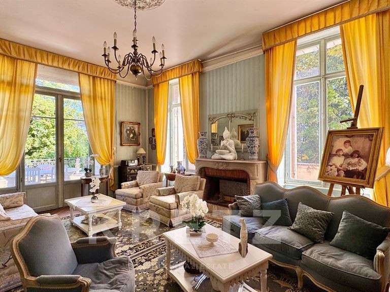 Château Saint-Cyr-sur-Loire - 8 chambres - 640m²