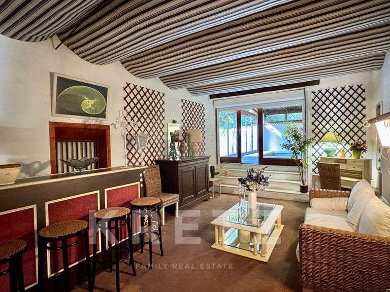 Château Saint-Cyr-sur-Loire - 8 chambres - 640m²
