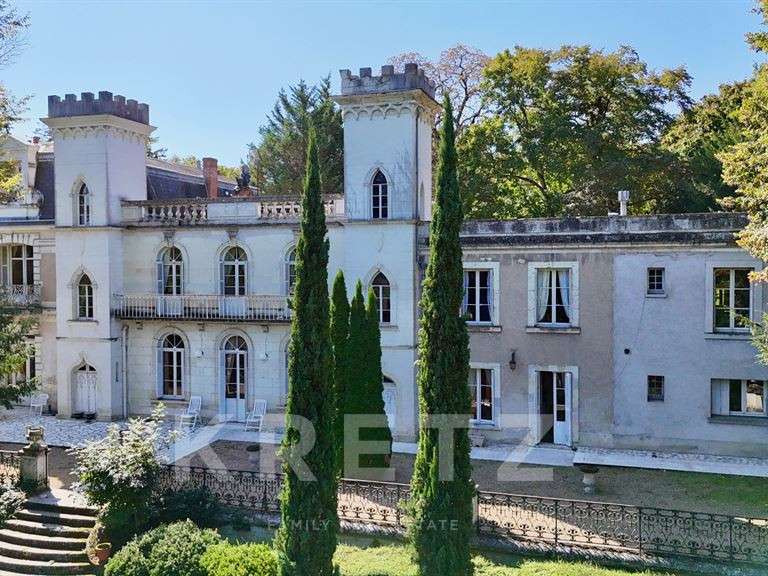 Château Saint-Cyr-sur-Loire - 8 chambres - 640m²