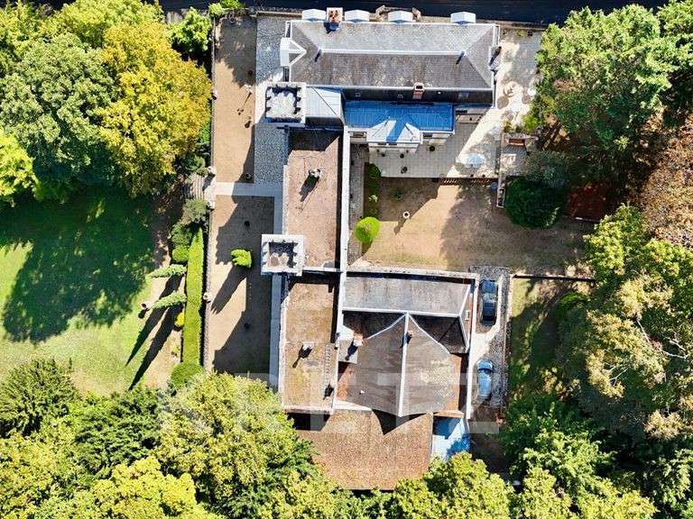 Château Saint-Cyr-sur-Loire - 8 chambres - 640m²