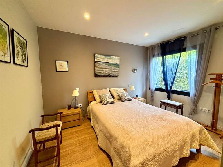 Maison Saint-Cyr-sur-Loire - 4 chambres - 232m²