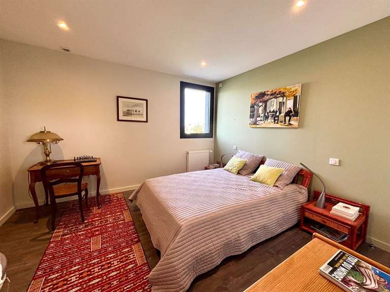 Maison Saint-Cyr-sur-Loire - 4 chambres - 232m²