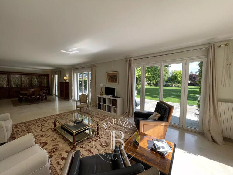 Maison Saint-Cyr-sur-Loire - 6 chambres - 296m²