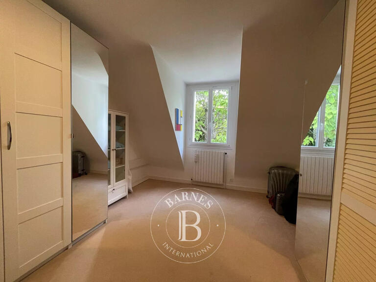Maison Saint-Cyr-sur-Loire - 6 chambres - 296m²