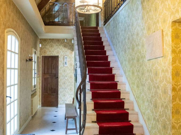 Maison Saint-Cyr-sur-Loire - 7 chambres - 400m²