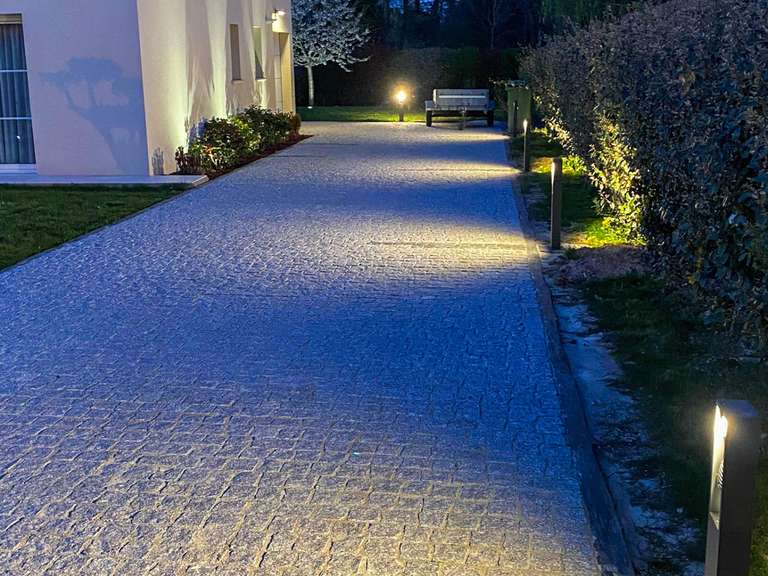 Maison Saint-Cyr-sur-Loire - 4 chambres - 201m²